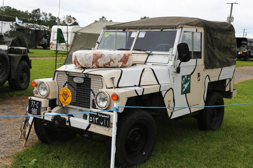 Irish Military Vehicles Group JUNE 25TH 16 Naas Racecourse (29)