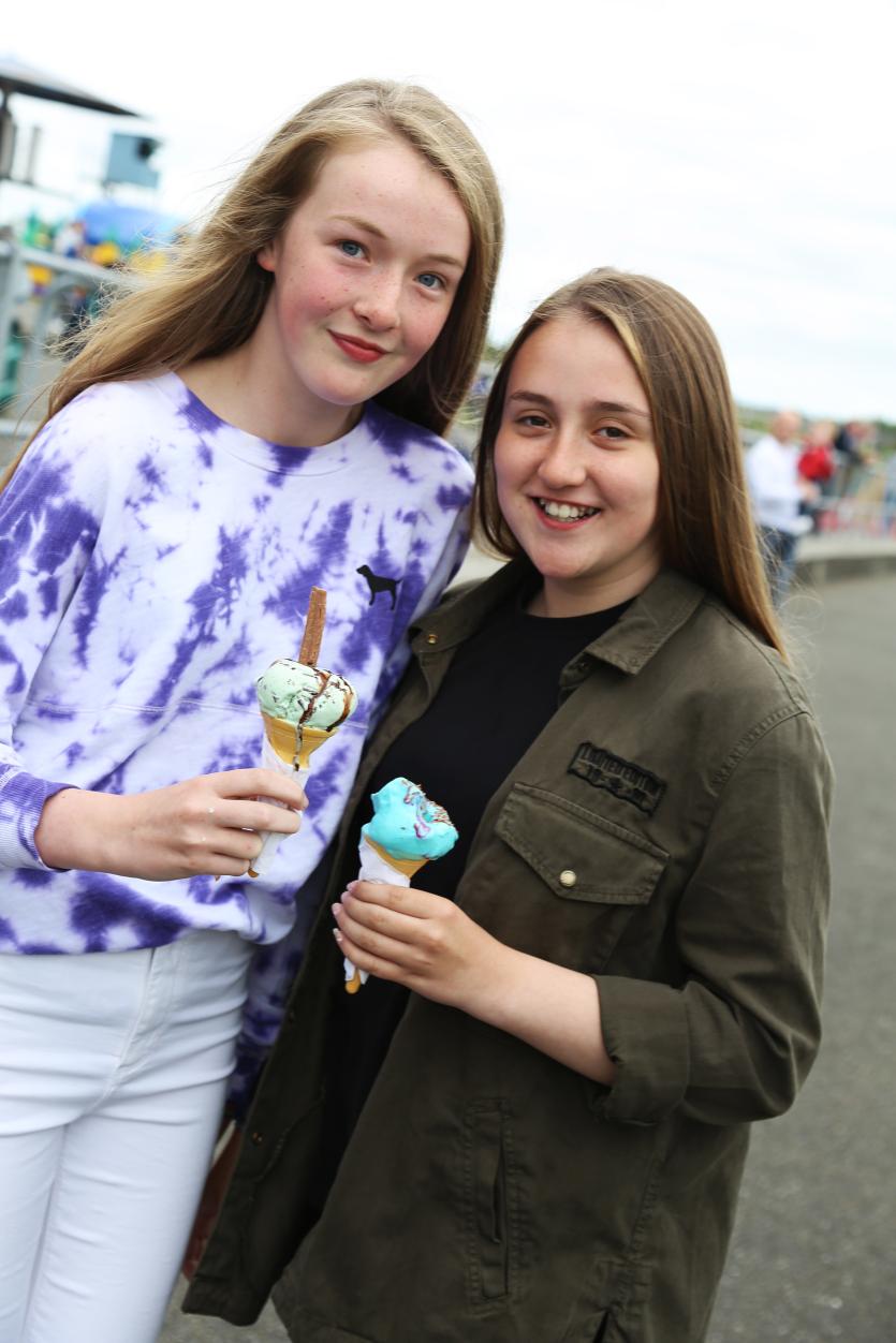 Laoise Kelly and Molly Crummy