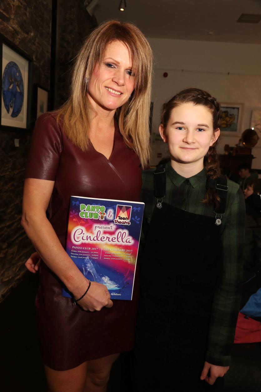 Helen and Mia Thompson