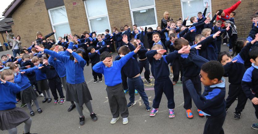 10@10 OPERATION TRANSFORMATION CHALLANGE AT SCOIL MHUIRE JUNIOR SCHOOL NEWBRIDGE (4)