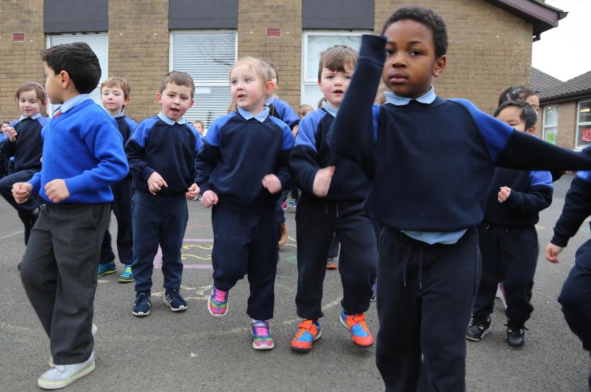 10@10 OPERATION TRANSFORMATION CHALLANGE AT SCOIL MHUIRE JUNIOR SCHOOL NEWBRIDGE (8)