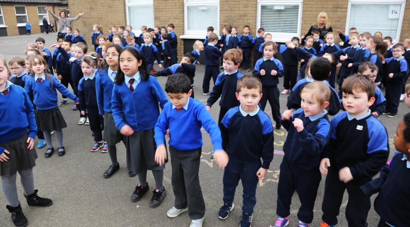 10@10 OPERATION TRANSFORMATION CHALLANGE AT SCOIL MHUIRE JUNIOR SCHOOL NEWBRIDGE (10)