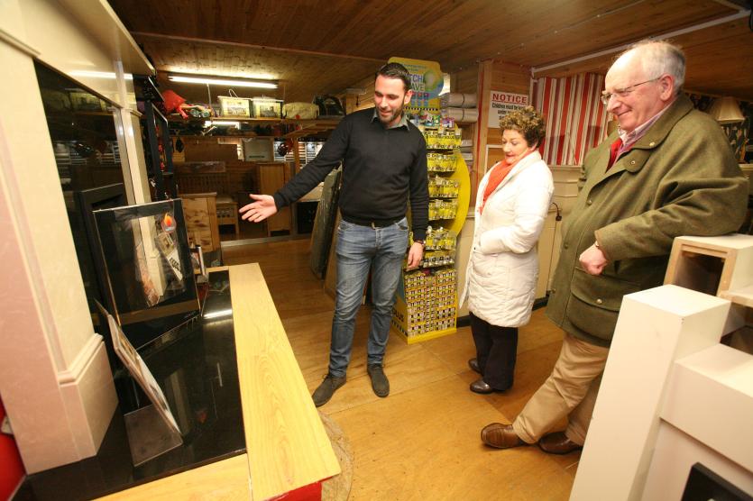 Sean O&rsquo;Connor with customers.