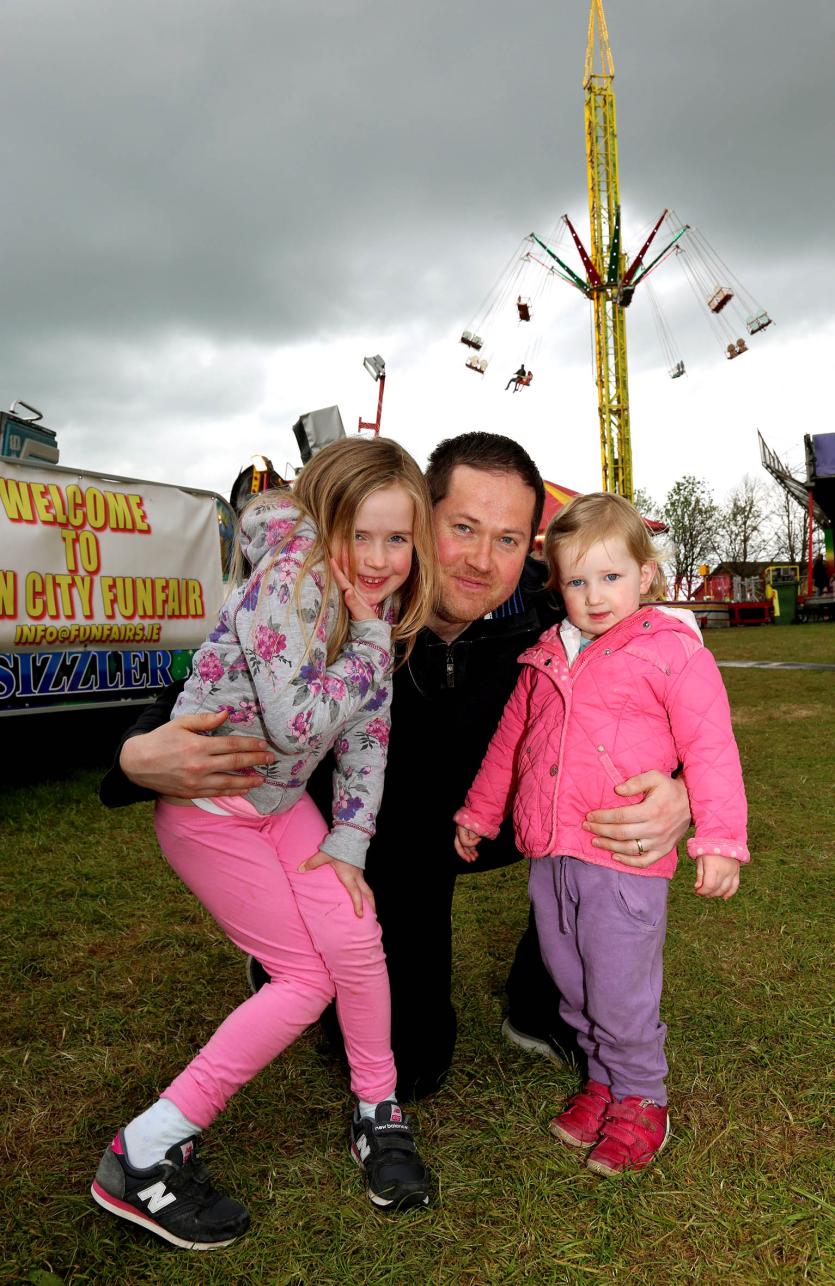 Lauren, Damien and Emmeline Dempsey
