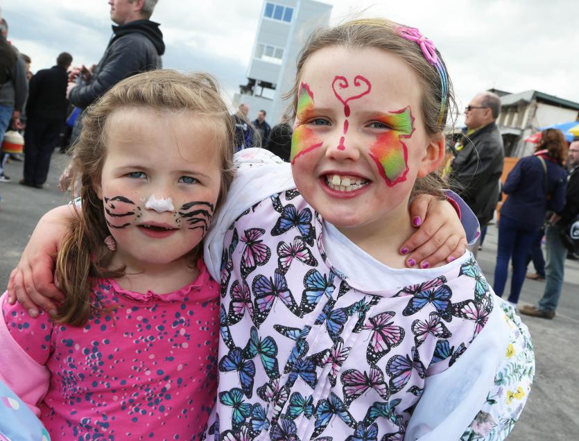 Caoimhe and Emily Rowley