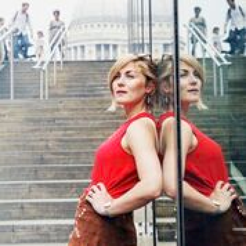 Megan O'Neill official 2