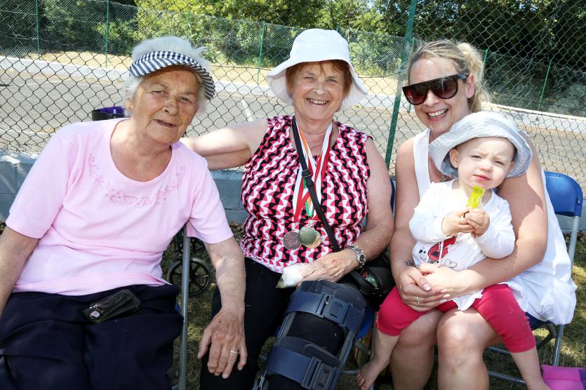 Moll Ryan, Liz Donohue, Yvonne Curran and Doireann Donohue