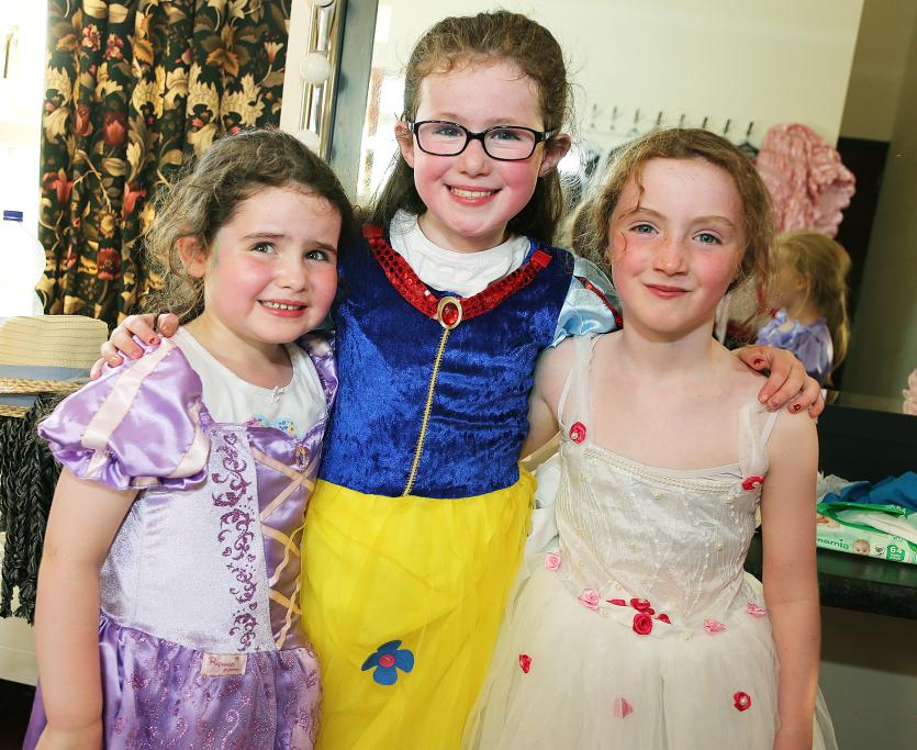 Rose Early, Niamh Towey and Roisin Finn