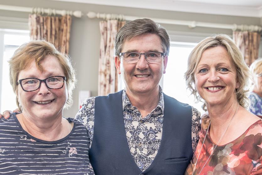 Winnie and Nicola Jerney with Daniel O'Donnell