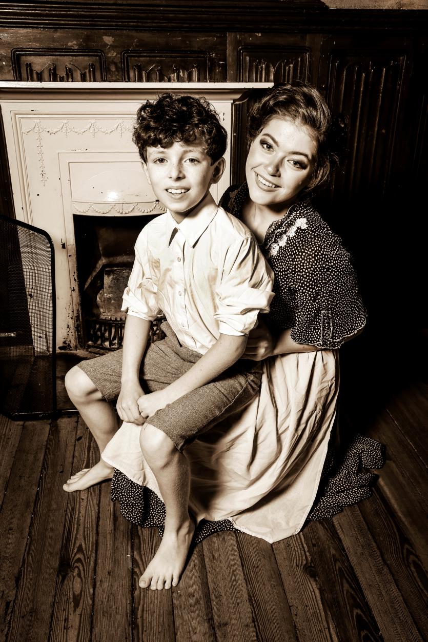 Laura-Gleeson-as-Mother-and-Joe-Gallagher-as-Young-Tommy1