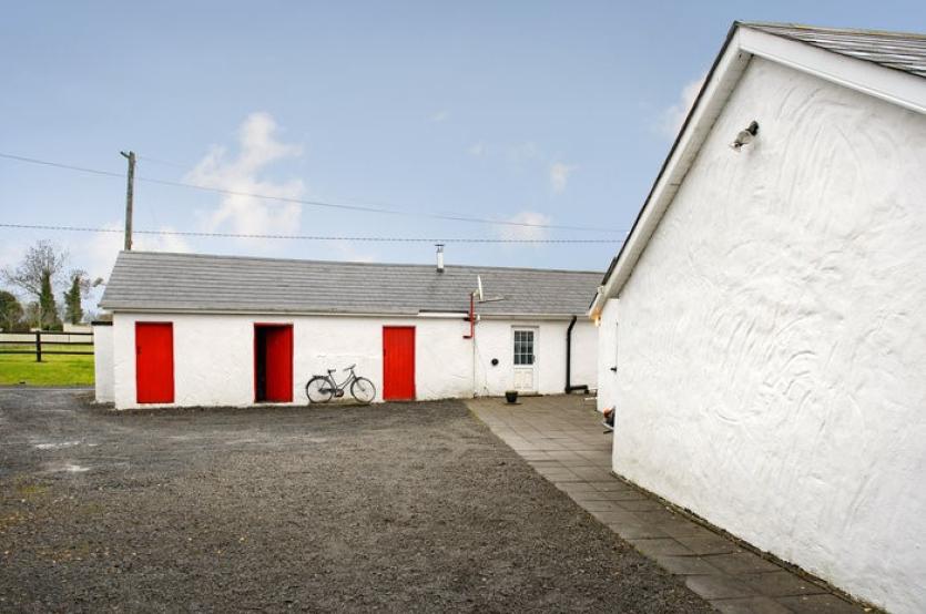 Spinning Wheel Cottage 7