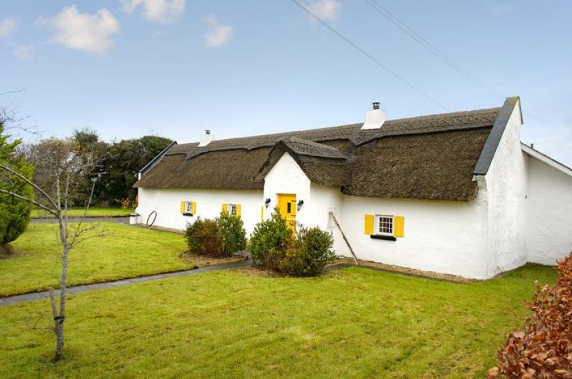 Spinning Wheel Cottage 6