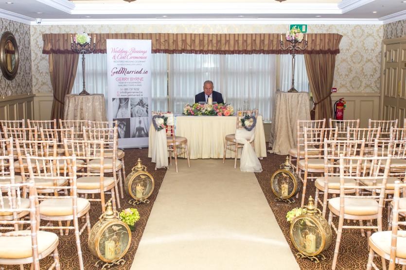 Clanard hotel wedding service room