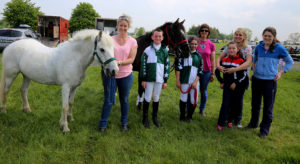 Grace Veitch, Cormac Byrne, Teegan Veitch, Claire Byrne, Suzanne O Leary, Ailbhe O Leary and Niamh O Leary with DONNY AND ODINIE