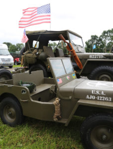 Irish Military Vehicles Group JUNE 25TH 16 Naas Racecourse (5)