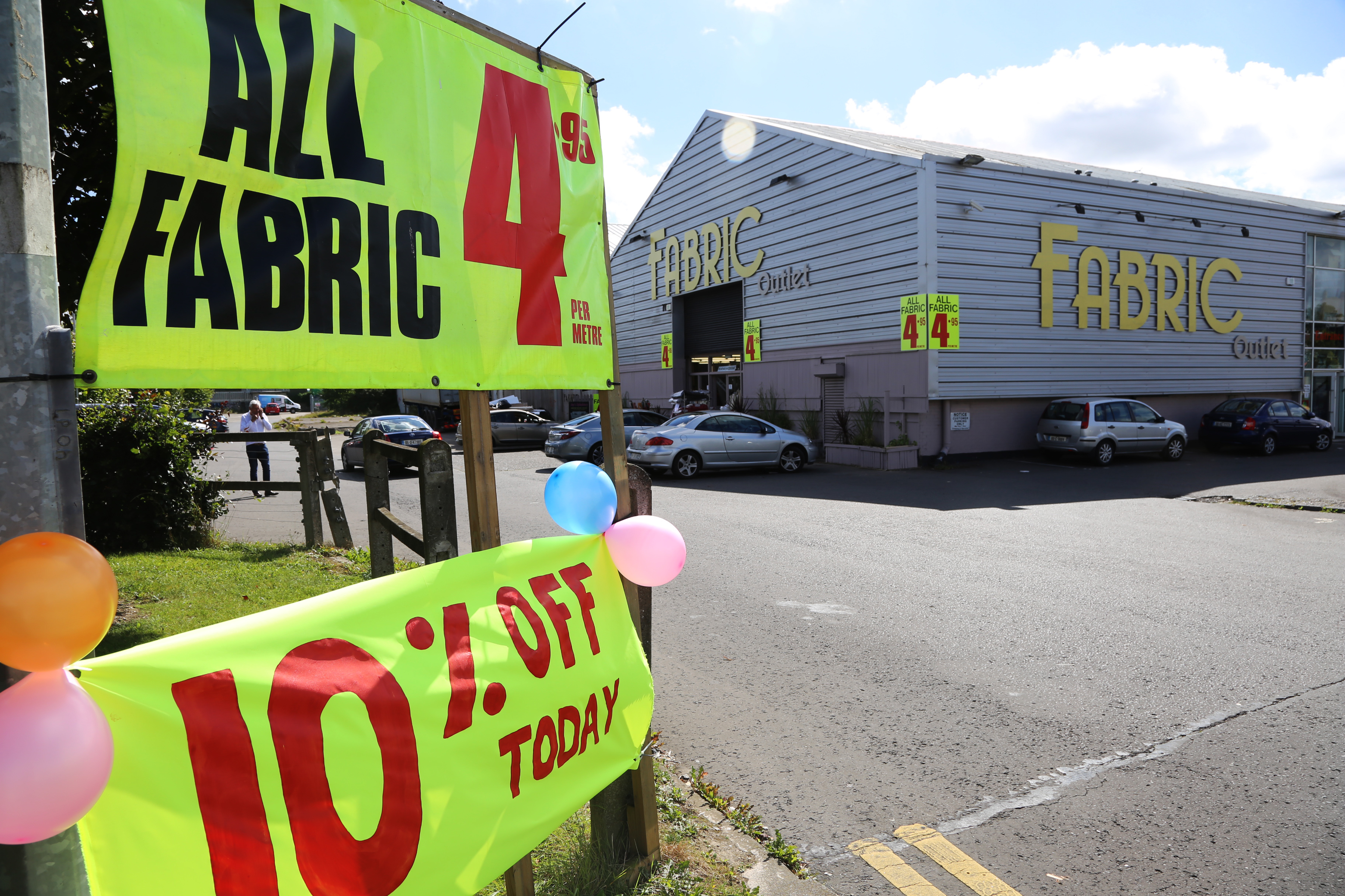 GALLERY Sale Weekend at the Fabric Outlet , Newbridge Photo 1 of 16 Kildare Now