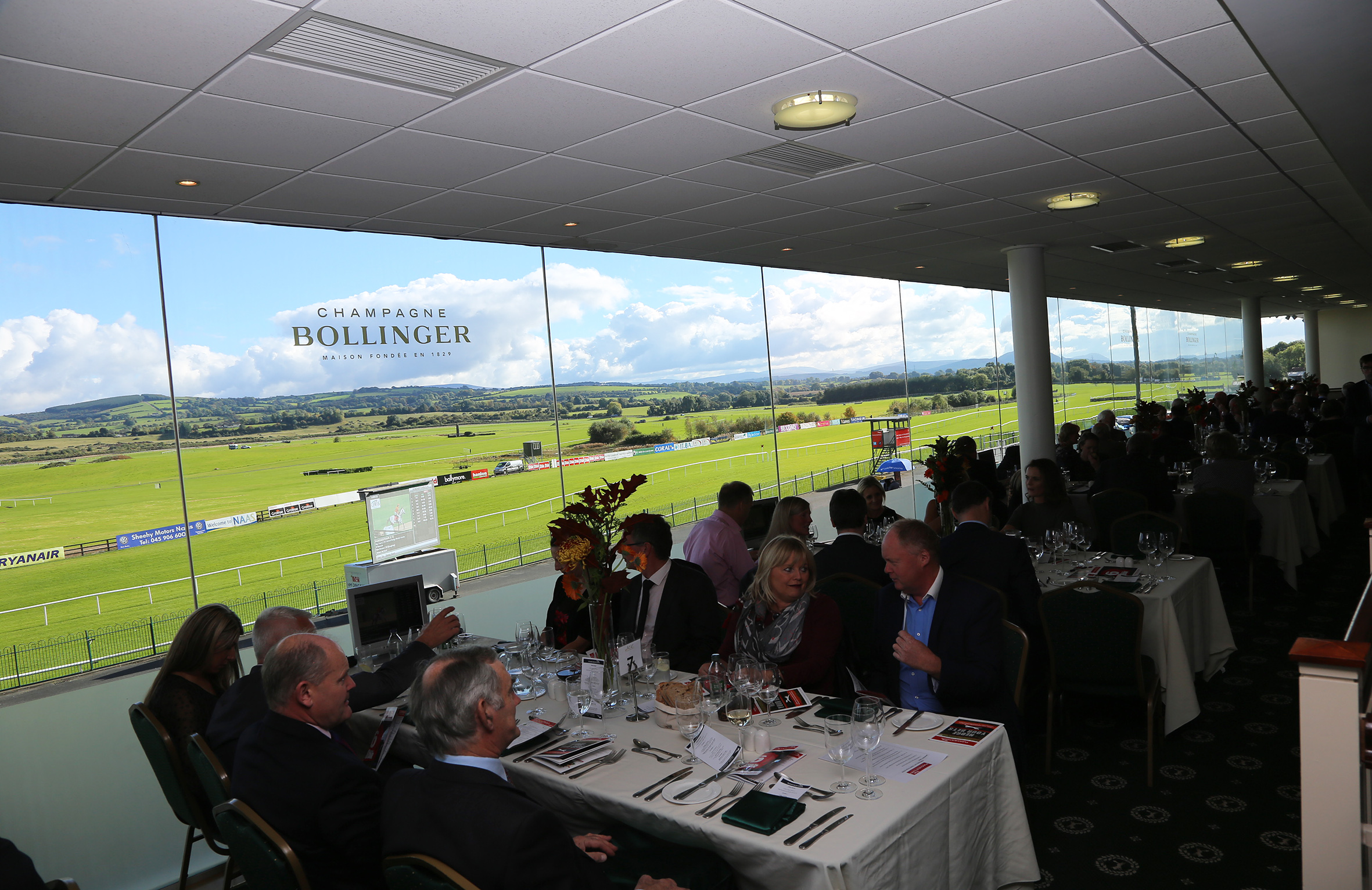 GALLERY 2016 Season at Punchestown Racecourse Review Photo 1 of 57
