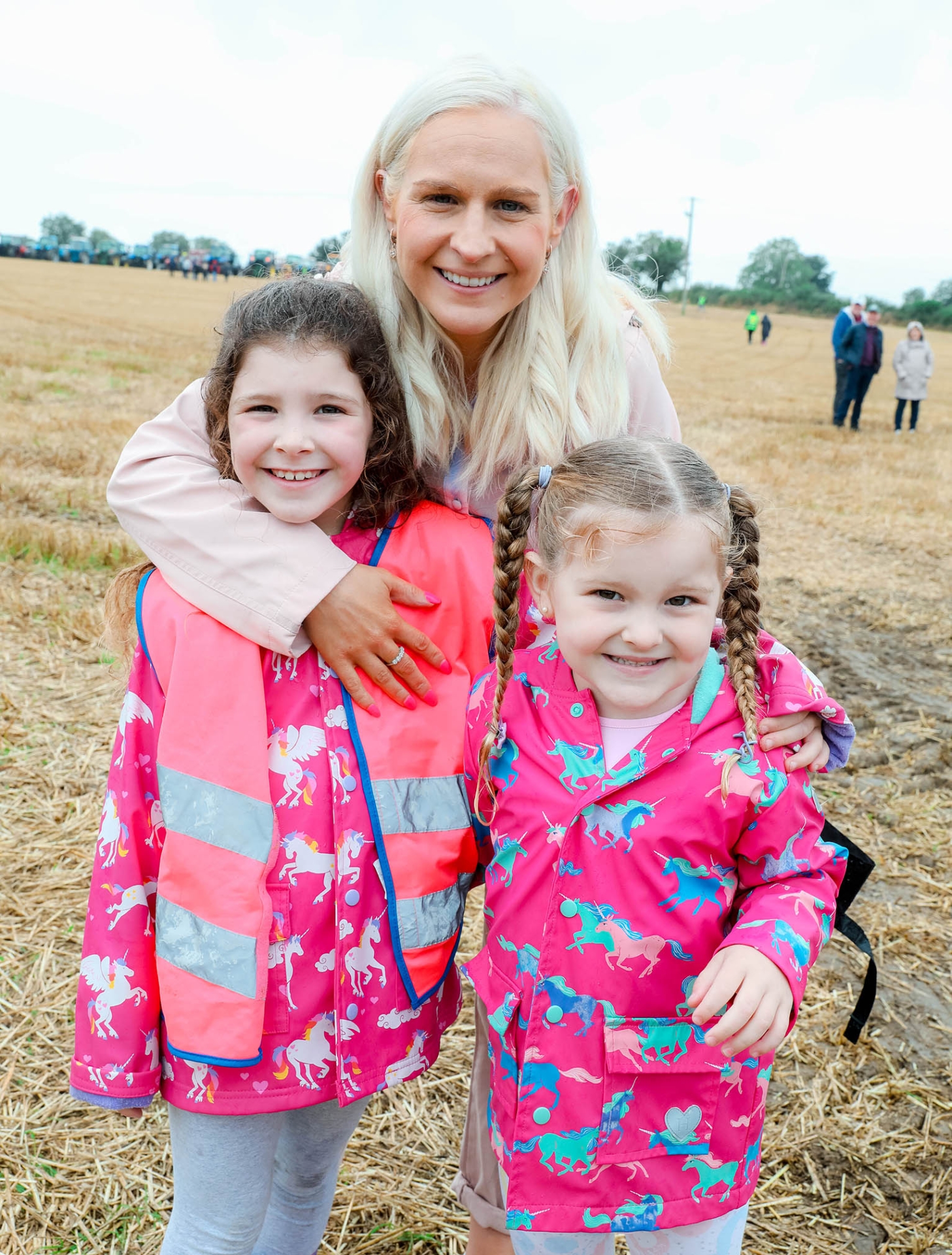 Holly Gilroy, Emily McCarthy and Nicki McCarthy
